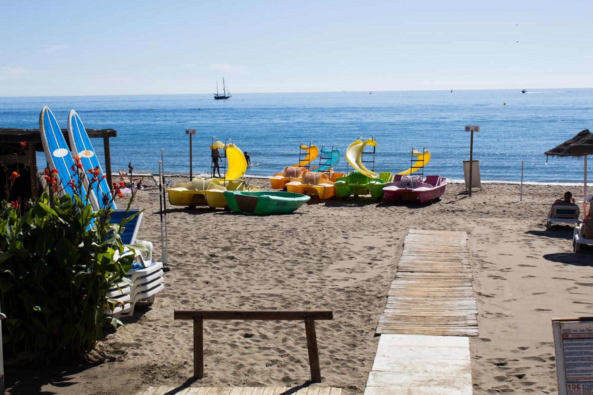 Benal Beach Suite Ii, Estudio Con Parque Acuatico Y Vistas Al Mar. Бенальмадена Экстерьер фото